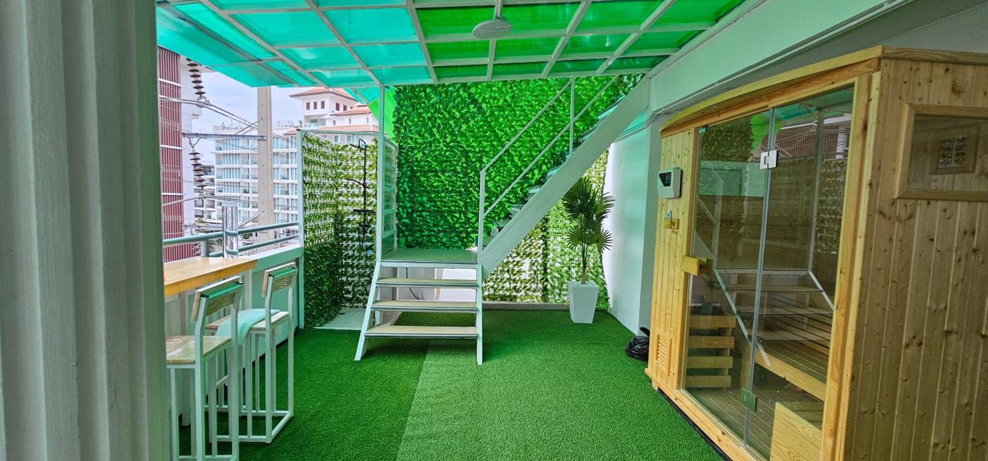 Xcess Residence Pattaya Exterior foto